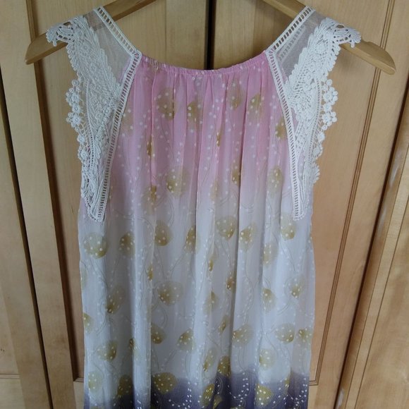 Lightweight Summer Dress - Picture 2 of 3